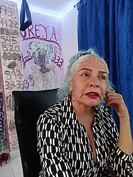 Snapshot of freyadevil333 chatting on 06/17/26, 05:10 freyadevil333 online show from 06/17/26, 05:10