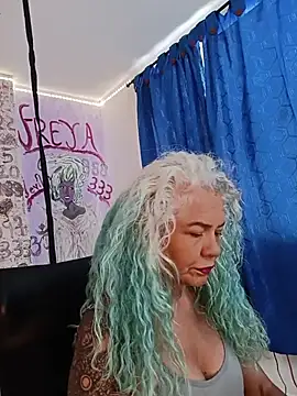 Snapshot of freyadevil333 chatting on 06/26/26, 03:38 freyadevil333 online show from 06/26/26, 03:38