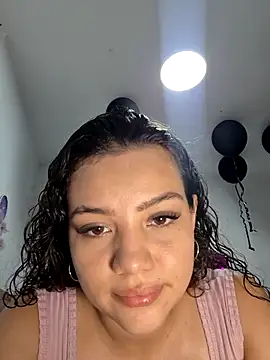 Snapshot of Angela_hank2 chatting on 07/03/26, 10:27 Angela hank2 online show from 07/03/26, 10:27