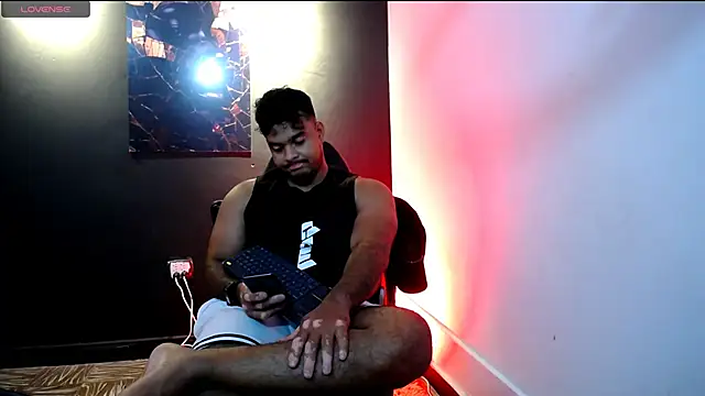 Big furry bear13 online show from 01/14/26, 09:04