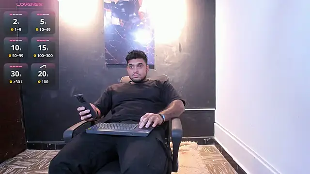 Big furry bear13 online show from 02/09/26, 10:58