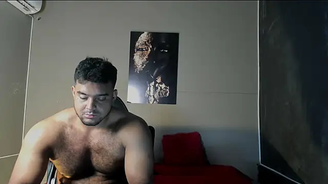 Big furry bear13 online show from 04/17/26, 06:49