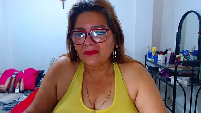 maturehot649 online show from 02/25/26, 10:19