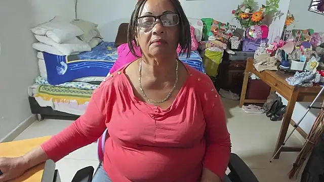 Mrs mommy  online show from 09/19/25, 11:27