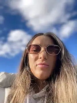 Snapshot of HotXMom chatting on 10/19/25, 11:55 HotXMom online show from 10/19/25, 11:55