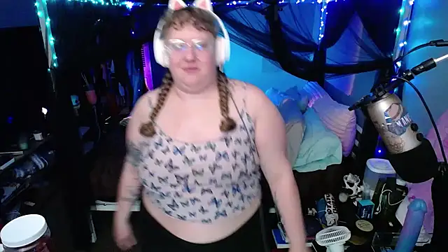 FatVeronica online show from 02/06/25, 06:29