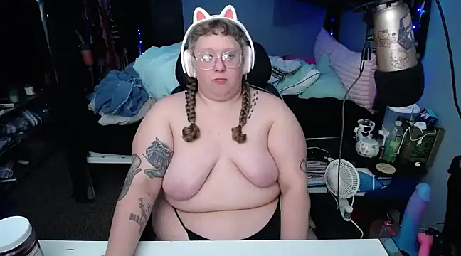 FatVeronica online show from 02/12/25, 07:02