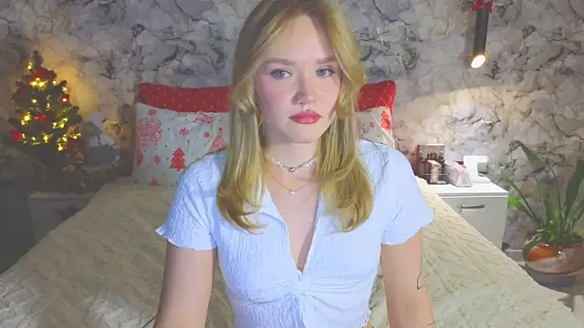 Aurora Golden1 online show from 12/18/25, 04:46