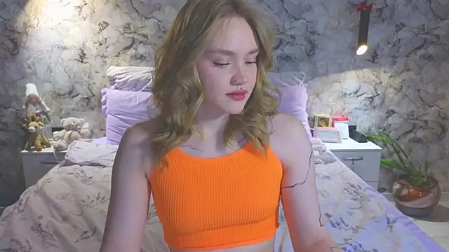 Aurora Golden1 online show from 03/20/26, 01:43