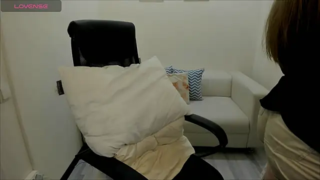 AlisaBacker online show from 12/13/24, 01:12