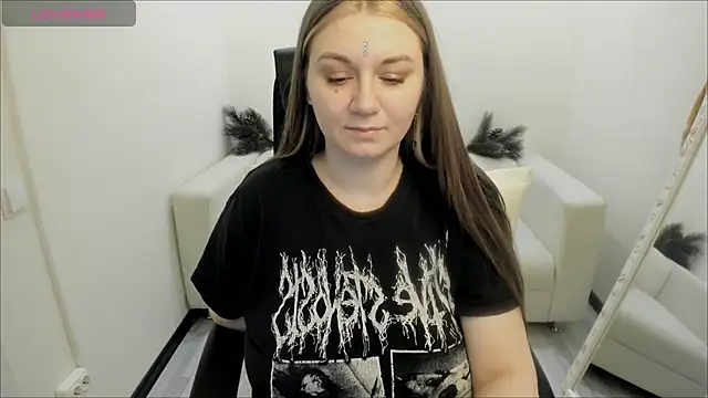 AlisaBacker online show from 12/26/24, 01:07