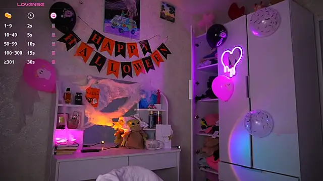 soffy  kisss online show from 11/02/25, 06:21