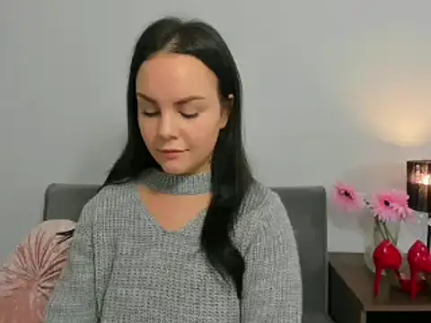 Snapshot of KendalNew chatting on 12/09/24, 05:08 KendalNew online show from 12/09/24, 05:08