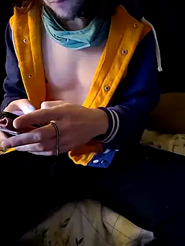 Snapshot of dickdaddydeadpool chatting on 01/20/25, 04:23 dickdaddydeadpool online show from 01/20/25, 04:23