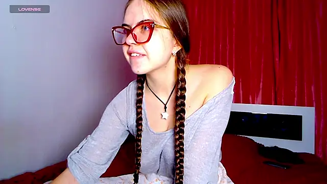 Sarah HS online show from 12/10/24, 02:50