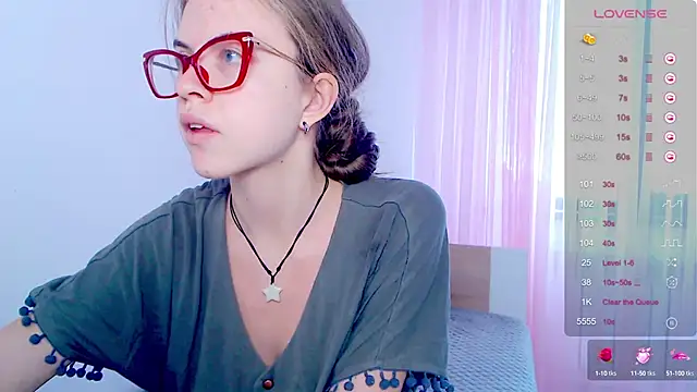 Sarah HS online show from 09/10/25, 10:48