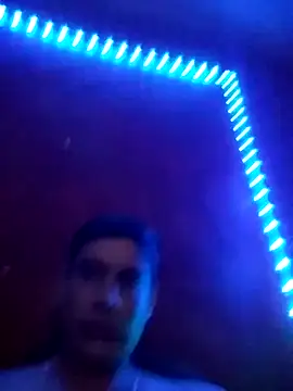 Snapshot of chicovergudo27 chatting on 11/02/25, 09:11 chicovergudo27 online show from 11/02/25, 09:11