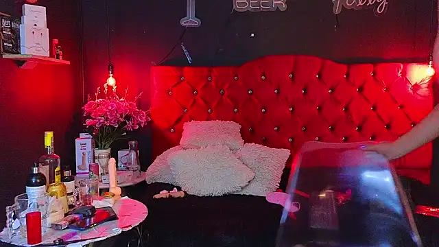 foxxy nasty online show from 12/12/24, 12:16