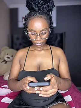 Candy-Heart online show from 01/24/25, 10:21