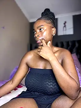 Candy-Heart online show from 12/21/25, 11:50