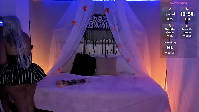 kristen kassi online show from 10/31/25, 12:06