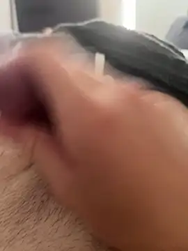 ad0813 online show from 10/04/25, 10:24