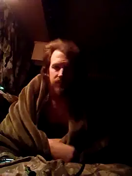 Snapshot of hothippie420 chatting on 03/10/25, 11:42 hothippie420 online show from 03/10/25, 11:42