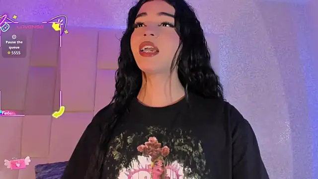 Snapshot of Summer_walkerr chatting on 09/09/25, 12:48 Summer walkerr online show from 09/09/25, 12:48