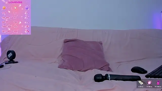 ImBlackEyes online show from 12/17/25, 09:10