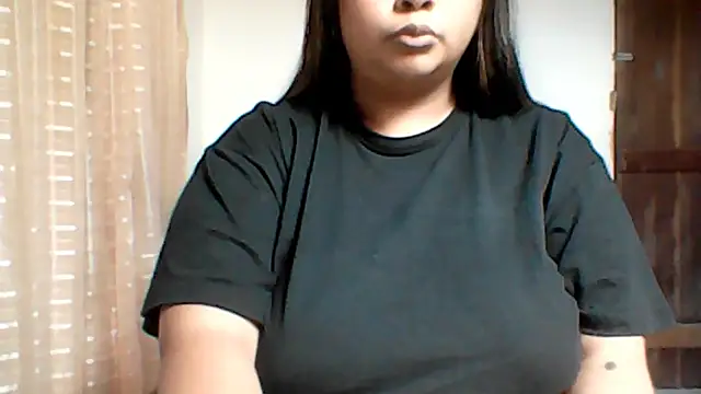 Snapshot of ArisaGonzalez chatting on 07/27/26, 05:53 ArisaGonzalez online show from 07/27/26, 05:53