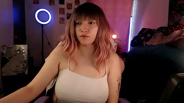 AllyDonfort online show from 04/22/26, 10:44