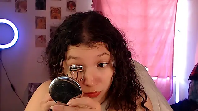 AllyDonfort online show from 04/28/26, 09:53