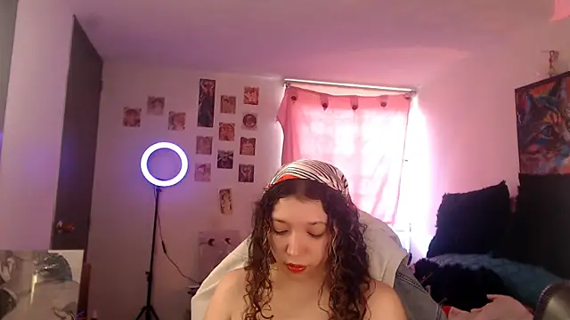 AllyDonfort online show from 06/05/26, 08:47