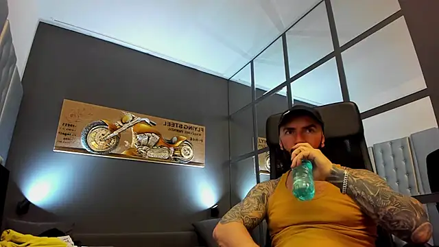 AronGrant online show from 01/26/25, 08:57