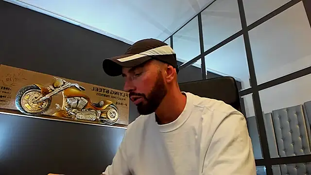 AronGrant online show from 09/23/25, 10:40