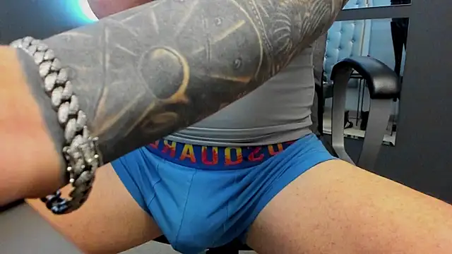 AronGrant online show from 12/20/25, 10:33