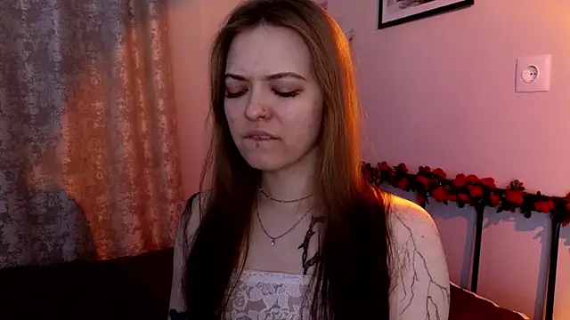 doll lol  online show from 03/31/26, 05:02