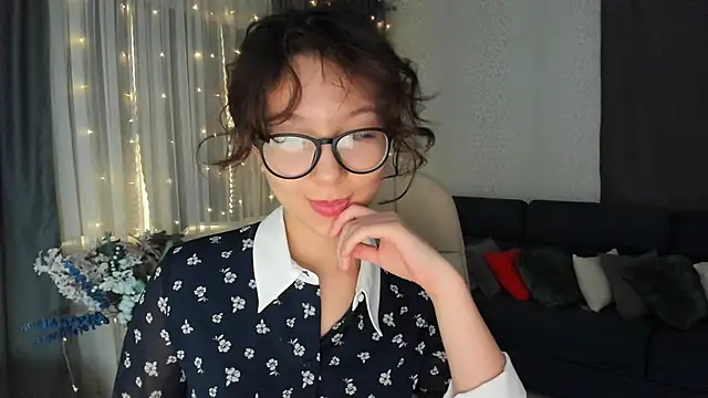 AgnieszkaBanana online show from 03/07/25, 07:41