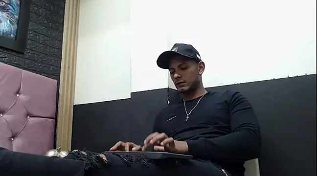 Chris Dick23 online show from 01/22/25, 05:26