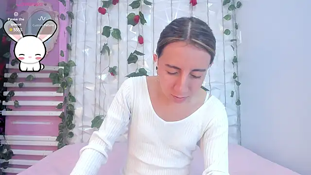 Miiaa doll online show from 02/12/25, 11:51