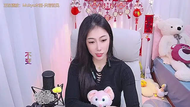 qianduoduo88 online show from 01/25/25, 02:58