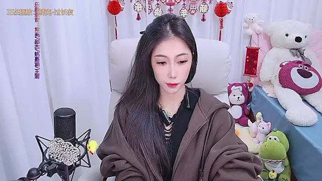 qianduoduo88 online show from 02/06/25, 11:54