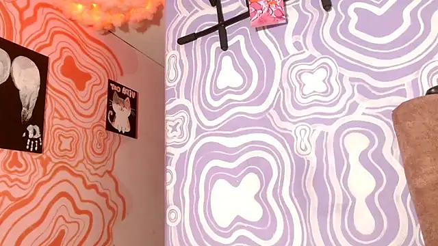 420viol3ta  online show from 12/21/25, 05:36