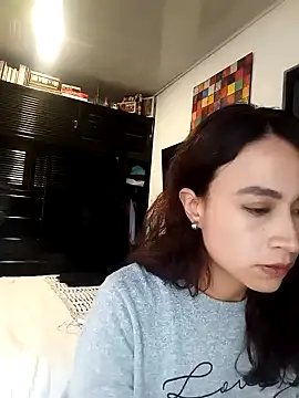 Snapshot of reme_ark23 chatting on 02/05/25, 09:40 reme ark23 online show from 02/05/25, 09:40