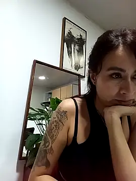 Snapshot of reme_ark23 chatting on 03/22/25, 02:27 reme ark23 online show from 03/22/25, 02:27