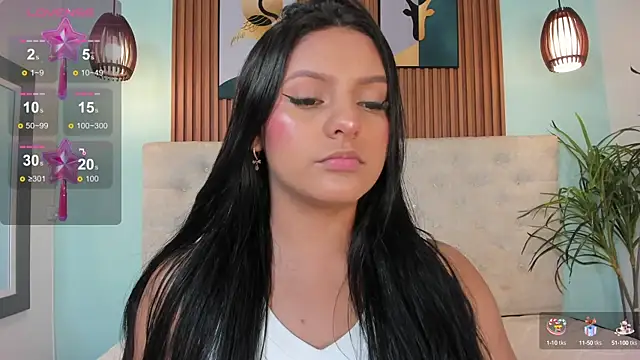 NicolleeEvanss online show from 02/17/25, 12:05