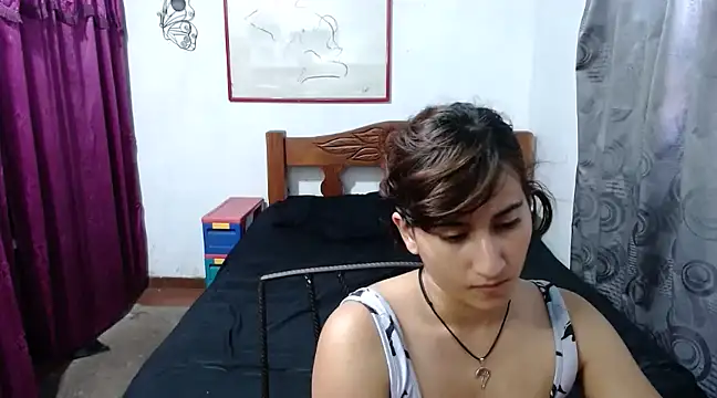 Snapshot of LadyMilk003 chatting on 12/13/24, 06:49 LadyMilk003 online show from 12/13/24, 06:49