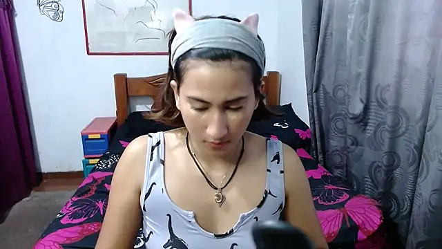 Snapshot of LadyMilk003 chatting on 01/24/25, 03:24 LadyMilk003 online show from 01/24/25, 03:24