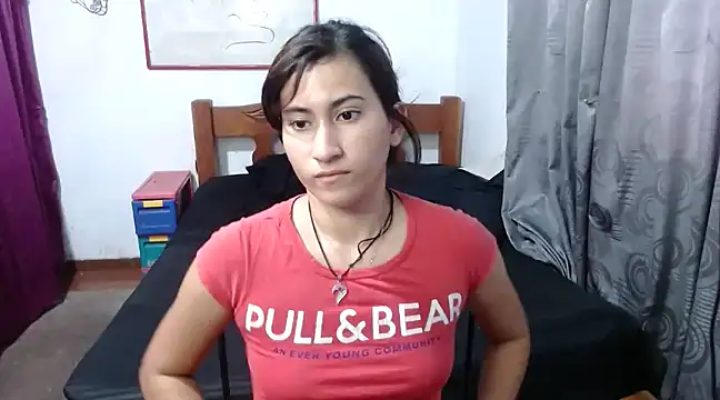 Snapshot of LadyMilk003 chatting on 02/03/25, 03:38 LadyMilk003 online show from 02/03/25, 03:38