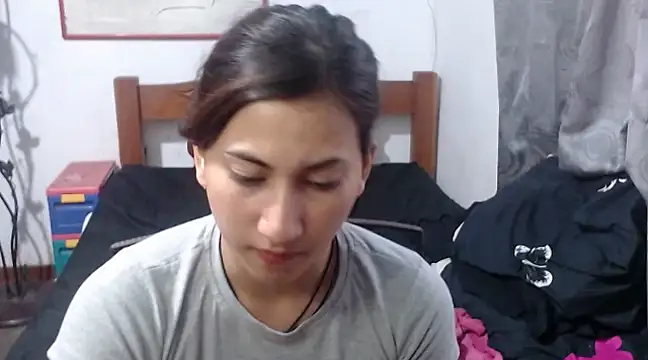 Snapshot of LadyMilk003 chatting on 03/10/25, 03:09 LadyMilk003 online show from 03/10/25, 03:09